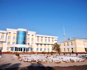 Строительство и оснащение республиканских специализированных научно-практических центров современным медицинским оборудованием